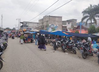 Satu Hari Jelang Ramadhan 1441 H, Pasar Tradisional Kota Tengah Terlihat Padat