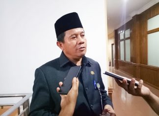 Fokus Penanganan Covid-19, Pemkab Rohul Stop Kegiatan Pengadaan Barang Jasa dan Fisik Sekretaris Daerah (Sekda) Kabupaten Rohul, H Abdul Haris SSos MSi