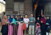 Ramadhan Berbagi, IMMUS BAGI-BAGI Takjil ke Masyarakat Kurang Mampu