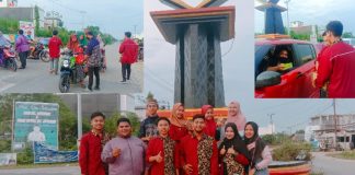 Syukur Atas Kelulusan, Siswa MAS KEPENUHAN Bagi-Bagi Makanan