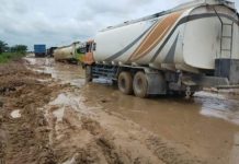 Jalan Rusak Parah di Bonai Darussalam, Masyarakat Nilai Pemprov Riau Tutup Mata dan Telinga