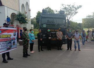Kapolres Rokan Hulu Beserta Forkopimda Lakukan Penyemprotan Desinfektan