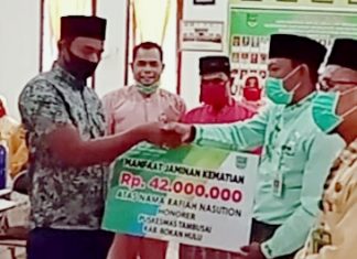 Jumat Berkah, BP Jamsostek Salurkan JKM Ke Ahli Waris Honorer Puskesmas Tambusai