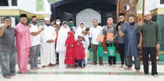 Jumat Berkah, Satu Keluarga Bersyahadat di Masjid An-Nur Pekanbaru
