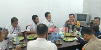 Sambangi Kantor PWI, Kapolres Rohul Jalin Silaturahmi Bersama Wartawan