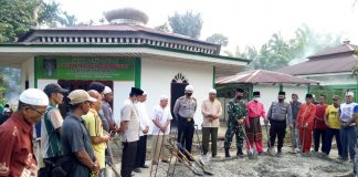 Camat Tambusai Meletakkan Batu Pertama Pagar Makam Syekh Ma’sum Tambusai dan Syekh H. Zakaria Tambusai