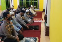 Jelang Pilkada, Kapolres Rohul Jalin Silaturrahmi Dengan Shalat Subuh Berjamaah