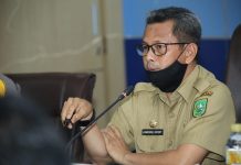 PJS Bupati Rohul, Masrul Kasmi Pimpin Rapat Perdana
