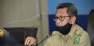 PJS Bupati Rohul, Masrul Kasmi Pimpin Rapat Perdana