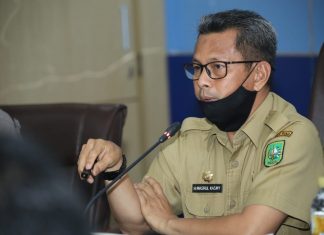 PJS Bupati Rohul, Masrul Kasmi Pimpin Rapat Perdana