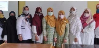 Solusi Pembelajaran Online, Dosen UNILAK Beri Pelatihan Guru di SMKN 8 Pekanbaru