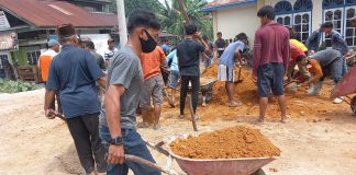 KOMPAK, Warga Desa Suka Maju Gotong Royong Bangun Masjid