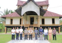 Berkunjung Ke Istana Raja Rokan, Edy Natar : Saya Takjub