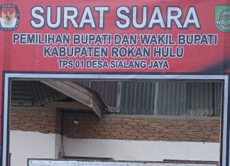 Sekda Rohul Berkunjung Ke TPS Unik Desa Sialang Jaya