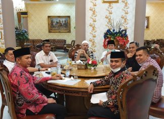 Menjelang Pleno KPU, Hamulian – Topan Kunjungi Kediaman Sukiman