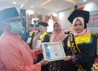 35 Wisudawan STAI Tuanku Tambusai Pasir Pengaraian Resmi Gaet Gelar Sarjana