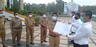 99 PK3 Pemkab Rohul Terima SK Tahap 1