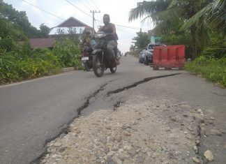 Jalan Retak dan Rawan Longsor, Tokoh Masyarakat Minta Pemkab Rohul Lakukan Perbaikan