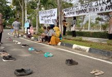 Mahasiswa Gelar Aksi di Depan Kantor Bupati Rohul, Pertanyakan Keberadaan Bupati Rohul