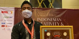Membanggakan, Dirut PD BPR Rohul Peroleh Dua Penghargaan Nasional