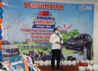 Melalui Pengundian PHS BRI, Sekda Rohul Ajak Masyarakat Rajin Menabung