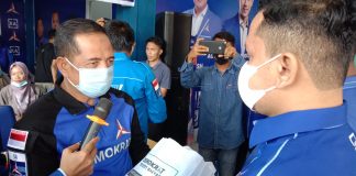 Sambut Ramadhan, DPC Partai Demokrat Rohul Serahkan 1000 Paket Sembako