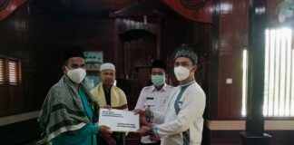 PT EDI PEDULI, Berbagi Kepada Fakir Miskin, Anak Yatim dan Bantuan Fasilitas Masjid