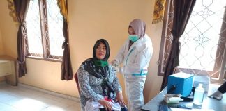 Masyarakat Desa Bangun Purba Timur Dapat Giliran Divaksinasi Covid-19