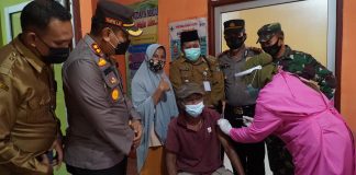 Tinjau Pelaksanaan Vaksinasi di Dua Kecamatan, Kapolres Rohul : Terima Kasih Atas Antusias Masyarakat Semua