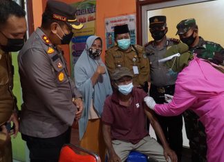 Tinjau Pelaksanaan Vaksinasi di Dua Kecamatan, Kapolres Rohul : Terima Kasih Atas Antusias Masyarakat Semua
