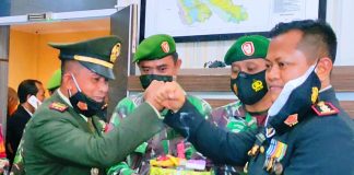 Peringati HUT Bhayangkara ke 75, TNI Beri Kejutan ke Kapolres Rokan Hulu