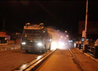 Kerahkan Dua Mobil Water Canon, Polres Rohul Semprot Disinfektan Berskala Besar