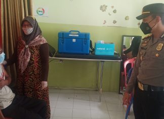 Rutin Lakukan Peninjauan Vaksinasi, Kapolsek Bonai Darussalam : Jumlah Warga Vaksin Mencapai 1600 Orang