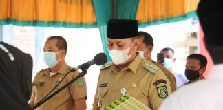 Wabup Rohul Lantik Keanggotaan BPD di Dua Desa