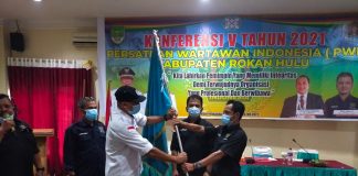 Secara Aklamasi, Amin Syukri Terpilih Sebagai Ketua PWI Kabupaten Rokan Hulu Periode 2021-2024