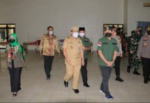 Tinjau Kesiapan Tempat Isoter, Gubri Lakukan Kunker ke Negeri Seribu Suluk