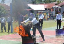 Petugas Lapas Kelas IIB Pasir Pengaraian Dapat Pelatihan Pemadaman Kebakaran