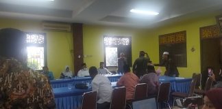 Anggota Hulu Balang Sambangi Kantor LAMR Rohul, Gebrak Meja Hingga Bersuara Lantang, Ada Apa?