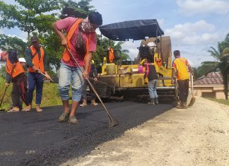 Melalui Dana DAK, Dinas PUPR Rohul Bangun Jalan Aspal di Empat Desa