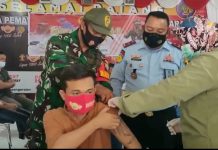 Peringati Hari Pahlawan, TNI di Rohul Gelar Vaksinasi Massal