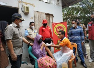 Tak Habis Akal, Pelaksanaan Vaksinasi di Rohul Dilakukan Secara “Door To Door”