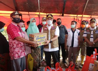 Banjir di Rohul, Gubri Berbagi Kepada Korban Banjir