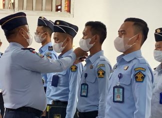 6 PNS di Lingkungan Lapas Pasir Pengaraian Diambil Sumpah dan Dikukuhkan