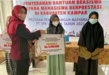 LAGI dan LAGI, PT SPR Langgak Salurkan Beasiswa Kepada Mahasiswa Berprestasi