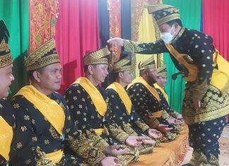 Wabup Rohul Resmi Bergelar Datuk Timbalan Setia Amanah Nuguay