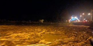 Pertama Dalam Sejarah, Banjir di Rohul Diikuti Dengan Serpihan Balok dan Lumpur