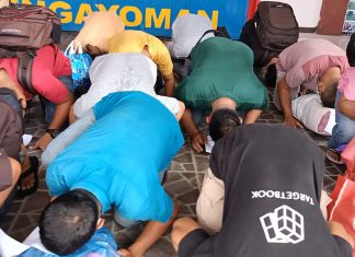 Terima Asimilasi, 21 WBP Lapas Pasir Pengaraian Sujud Sukur