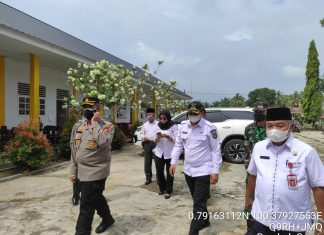 Wabup dan Kapolres Rohul Tinjau Pelaksanaan Vaksinasi di SDN 015 Rambah Samo