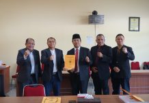 Ketua DPRD Riau YULISMAN, Politisi Beringin Dengan Motto Never Stop Learning