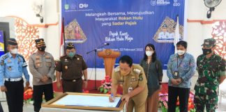 Bupati Sukiman Ajak Masyarakat Bayar Pajak